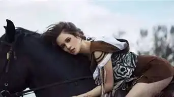 张翰无条件出演战狼2逆袭成最大赢家,她却因加片酬被换女主后悔死