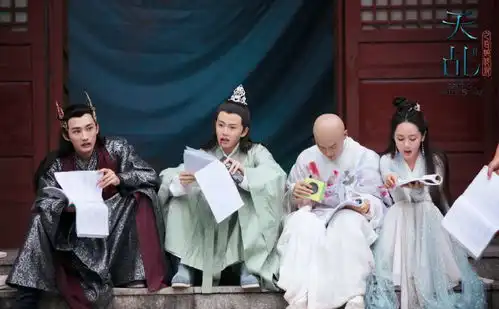 杨紫新剧将播,主演一公布就炸,网友,男主是他就精彩了