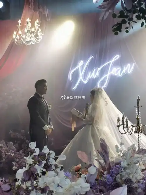 川航英雄机组副机长徐瑞辰结婚新娘是航医
