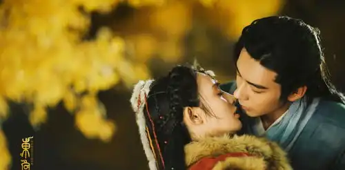 恋恋江湖来袭,姜贞羽演绎花痴女孩,女配木鱼儿超可爱