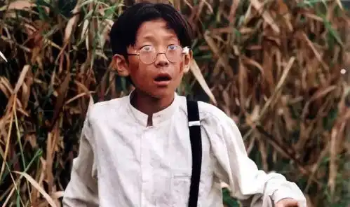 谢孟伟钟于抗战剧,张一山最爱小兵张嘎,这部经典影响太多人