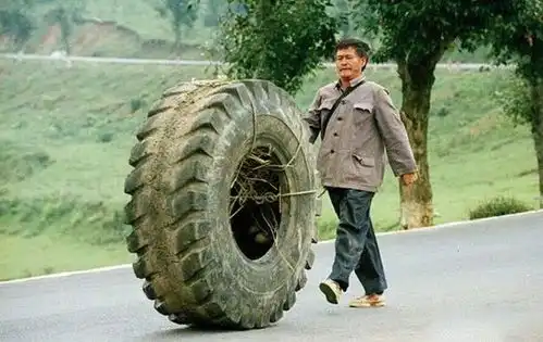 演尸体都能演出敬业,只在落叶归根郭德纲的演技大爆发