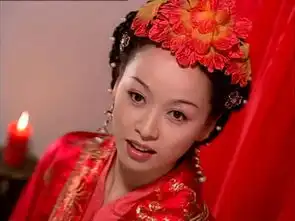 乌龙闯情关饰演许平君
