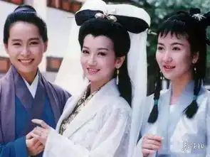 新版新白娘子传奇曝新人物海报叶童饰演许母