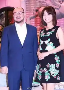 赵小侨刘亮佐结婚王子变青蛙里他们就一起出演你记得么
