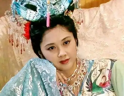 西游记第一美人朱琳一生无儿无女,古稀之年美人依旧