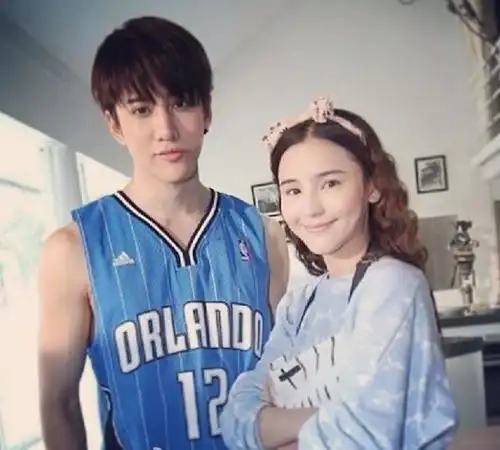 泰版浪漫满屋我站过她和mike的cp,如今打玻尿酸脸全崩了
