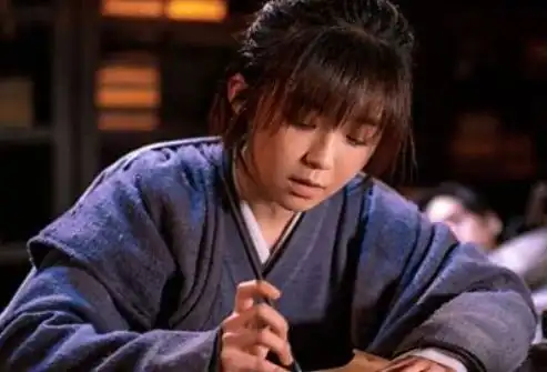 将夜在这个充满欲望和诱惑的世界中,我们要如何坚守自己的信念和原则

