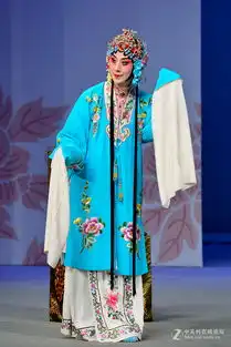 京剧凤还巢剧照主演史依弘