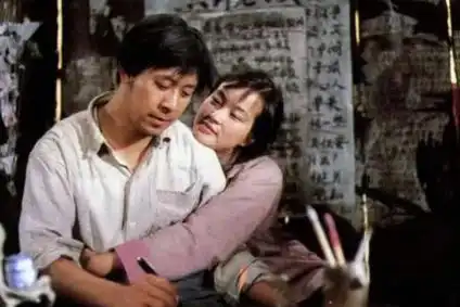 刘晓庆晒芙蓉镇旧照,与姜文分手后毫不避讳,自评演技在线