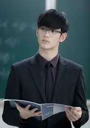 金秀贤加盟最强大脑江苏台辟谣包机接送
