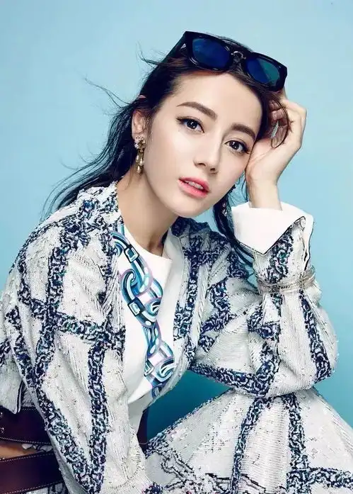 圆脸or方脸,戴什么耳环显瘦还显高级