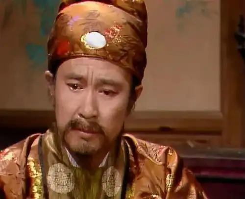 你方唱罢我登场贾府的贵族家长
