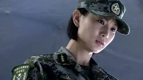 我是特种兵04为了完成任务,连女教官都欺负,一人救了一个连
