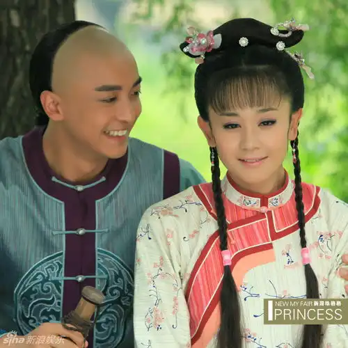 组图新还珠格格特刊之尔康李佳航
