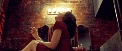 余秀华的两性观,我不同意
