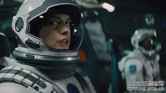 海瑟薇新片脑洞巨大女人打败男人救地球
