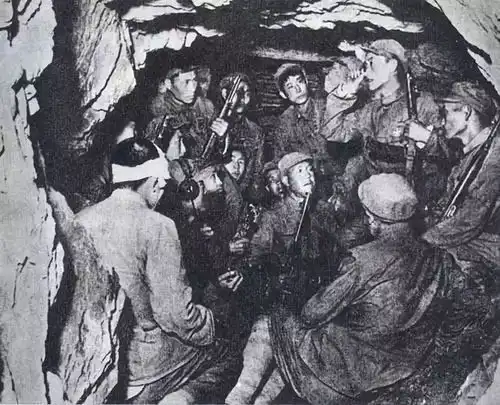 王近山看不下去电影上甘岭,秦基伟这是我一生最残酷的战役
