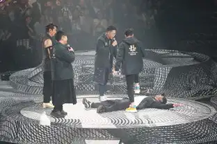 组图郑伊健演唱会黄金兄弟合体旧爱捧场与蒙嘉慧亲密同框