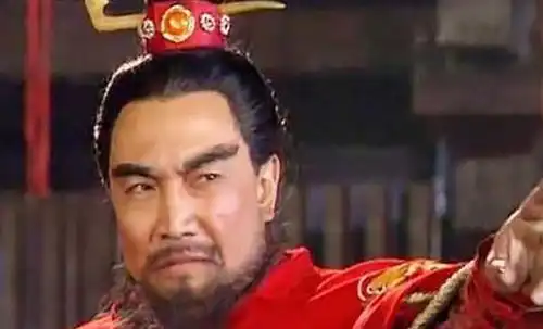 汉献帝为什么迫不及待要把皇位禅让给曹丕,他怎么会这么反常
