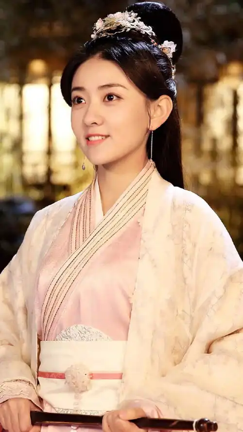 新绝代双骄最让人期待的角色,就应该是清新脱俗的苏樱了