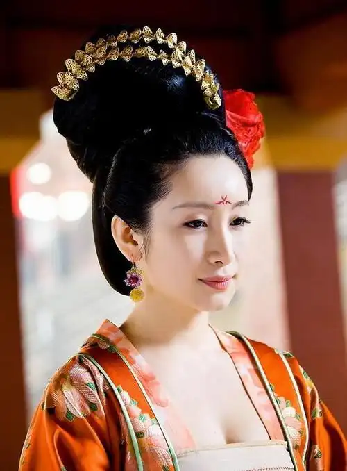 杨贵妃受宠十八年,就是因为这两个嗜好让她一生无子,千万要注意
