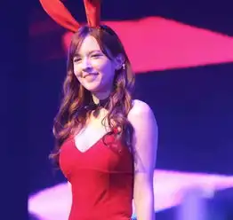 泷泽萝拉助阵小辣椒发布会,新机内置其羞羞vr视频