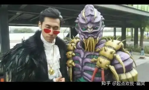 铠甲勇士拿瓦和猎铠哪个好看,咬着牙才勉强看完拿瓦的能不能轻松愉快的看完猎铠
