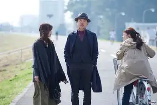 大叔谈恋爱不行,找好吃好玩的地方可以
