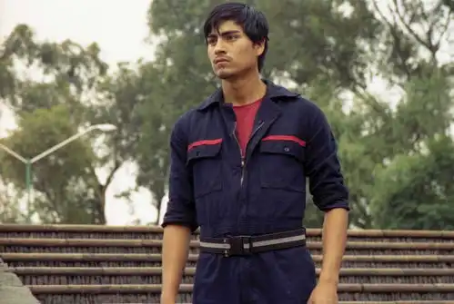 情裂的天空elcielodividido官方剧照
