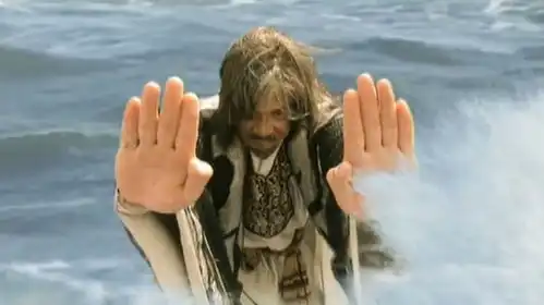 射雕英雄传三大反派高手,裘千仞仅排第二,灵智上人垫底