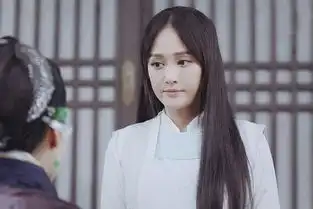 40岁陈乔恩再次出演18岁少女,强行装嫩失败,镜头拉近宅男梦想破碎了
