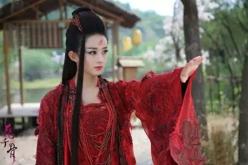 有种双胞胎叫明星替身,杨幂热巴还好,看到baby复制的