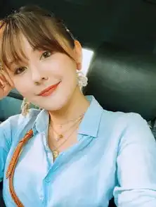 甄嬛女星被狗仔搞疯,200字爆气怒谯开心吗