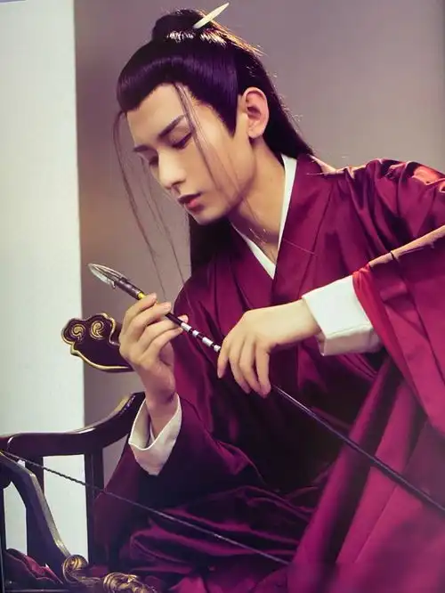 琉璃拆cp后上星播出,袁冰妍宣传避嫌,成毅新剧女主太出戏