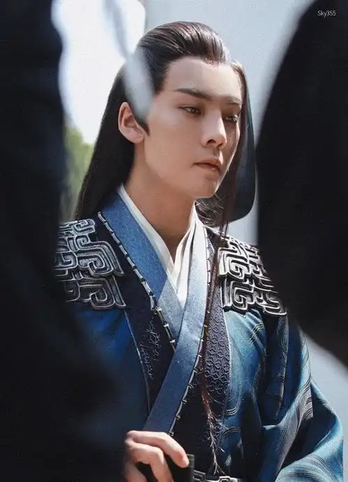 陈伟霆斛珠夫人杀青造型帅翻9位古装剧初代古装美男,胡歌霍建华最经典
