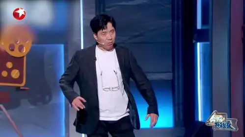 今晚开放麦范明模仿小岳岳满江红戏份,这表情到位了