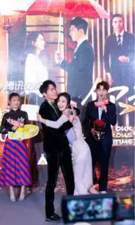 倾城时光首播超燃刘凡菲哭戏出场演技在线,网友直呼女神
