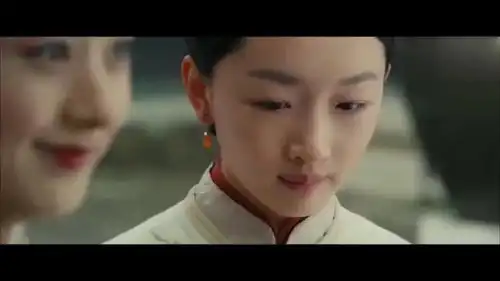 宫锁沉香小宫女变凤凰,凤凰腾达第一天,皇后面前闹笑话
