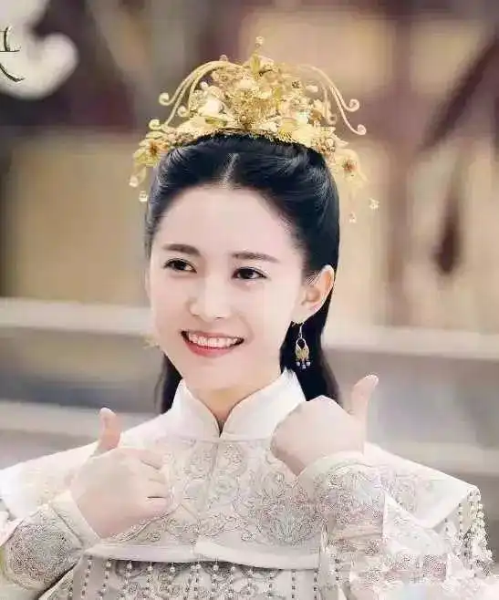 啥倚天屠龙记又要翻拍了这个张无忌怎么感觉怪怪的....