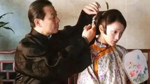 橘子红了生错了时代的女人们,爱情与被尊重,仍旧是奢侈品
