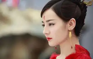 古装剧中带金耳环的女星,孙俪尊贵王丽坤老土,你最喜欢谁