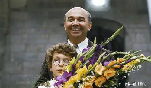 放牛班的春天定档12月2日,被这部坏孩子电影治愈了