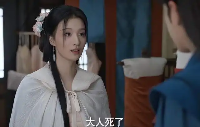 林熙蕾曝每天都追辛芷蕾演的庆余年2,评价海棠朵朵让人笑翻
