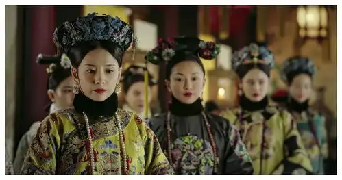 如懿传纯妃虽然没有如懿得宠,但历史上却是如懿给纯妃陪葬