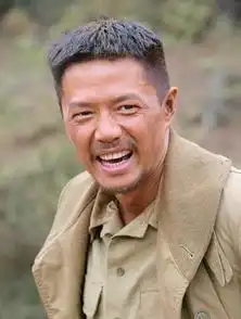 龙文章团长
