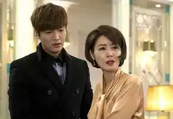 李敏镐妈妈50岁仍少女减龄搭配比整容还有效
