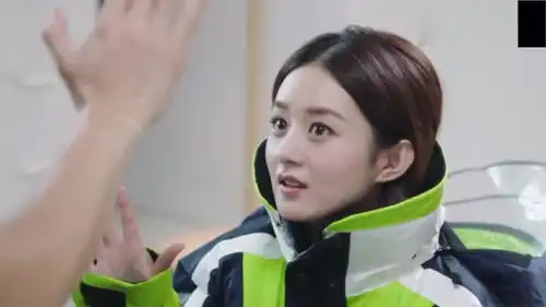 你和我的倾城时光对不起太甜了金瀚对赵丽颖的眼神秒杀小编