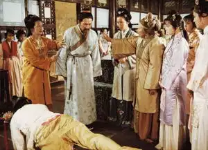你怪父母陈腐,他们怪你轻脱
