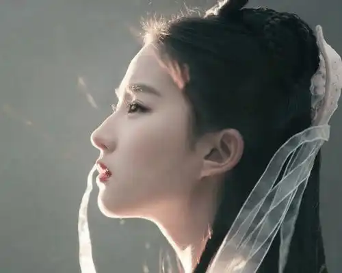 花木兰刘亦菲新剧照曝光,女扮男装造型有多真第一眼惊艳了